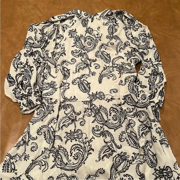 Alice + Olivia Lilian Embroidered Black & White Dress - Picture 4 of 7